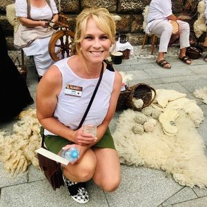 Meet your Posher, Julia